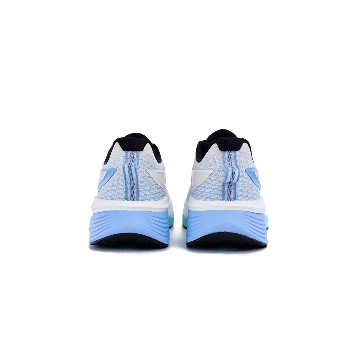 Kinetic Trail Motion Support Sneakers